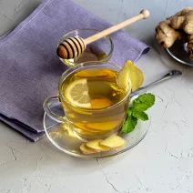 Čaj iz medu in ingverja moringa