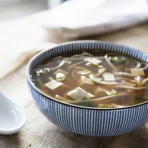 Miso juha z algami kelp