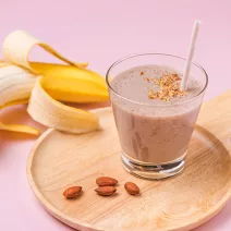 Smoothie za dobro noč z glicinovo moko