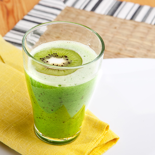 Tropski smoothie s klorelo